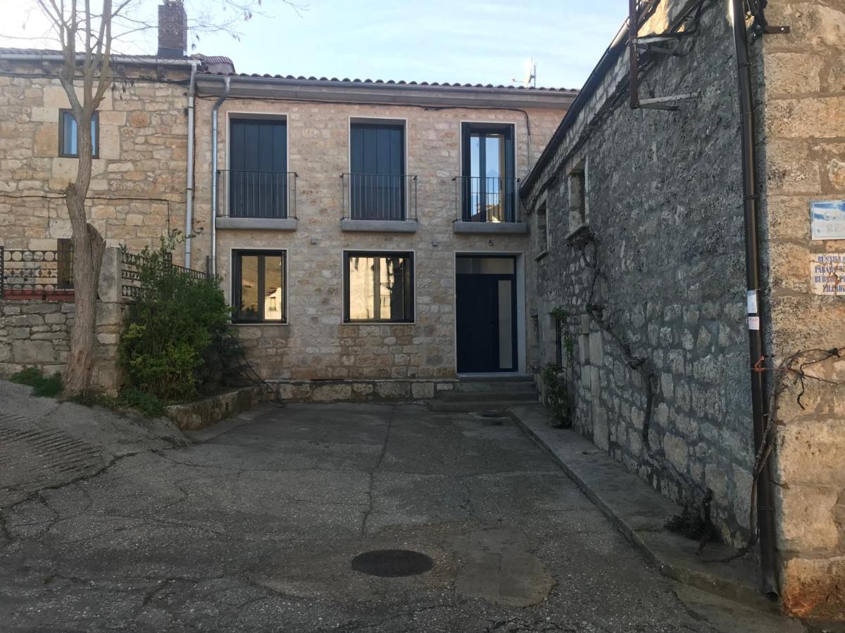 El Pecu Casa Rural Starfamiliar Bustillo Del Paramo Eksteriør billede