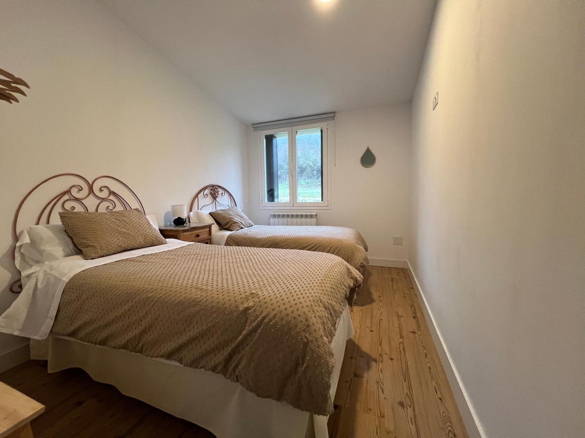 El Pecu Casa Rural Starfamiliar Bustillo Del Paramo Eksteriør billede