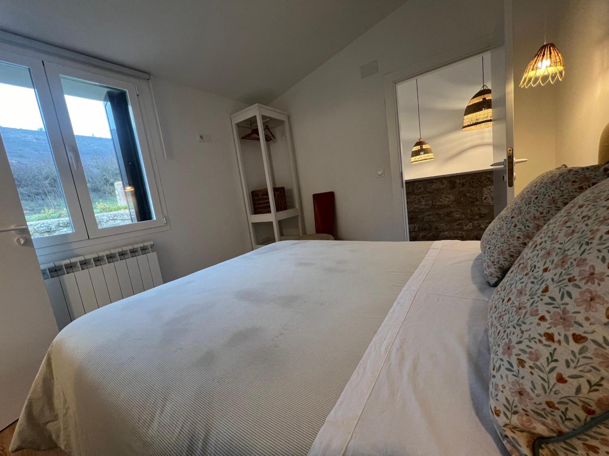 El Pecu Casa Rural Starfamiliar Bustillo Del Paramo Eksteriør billede