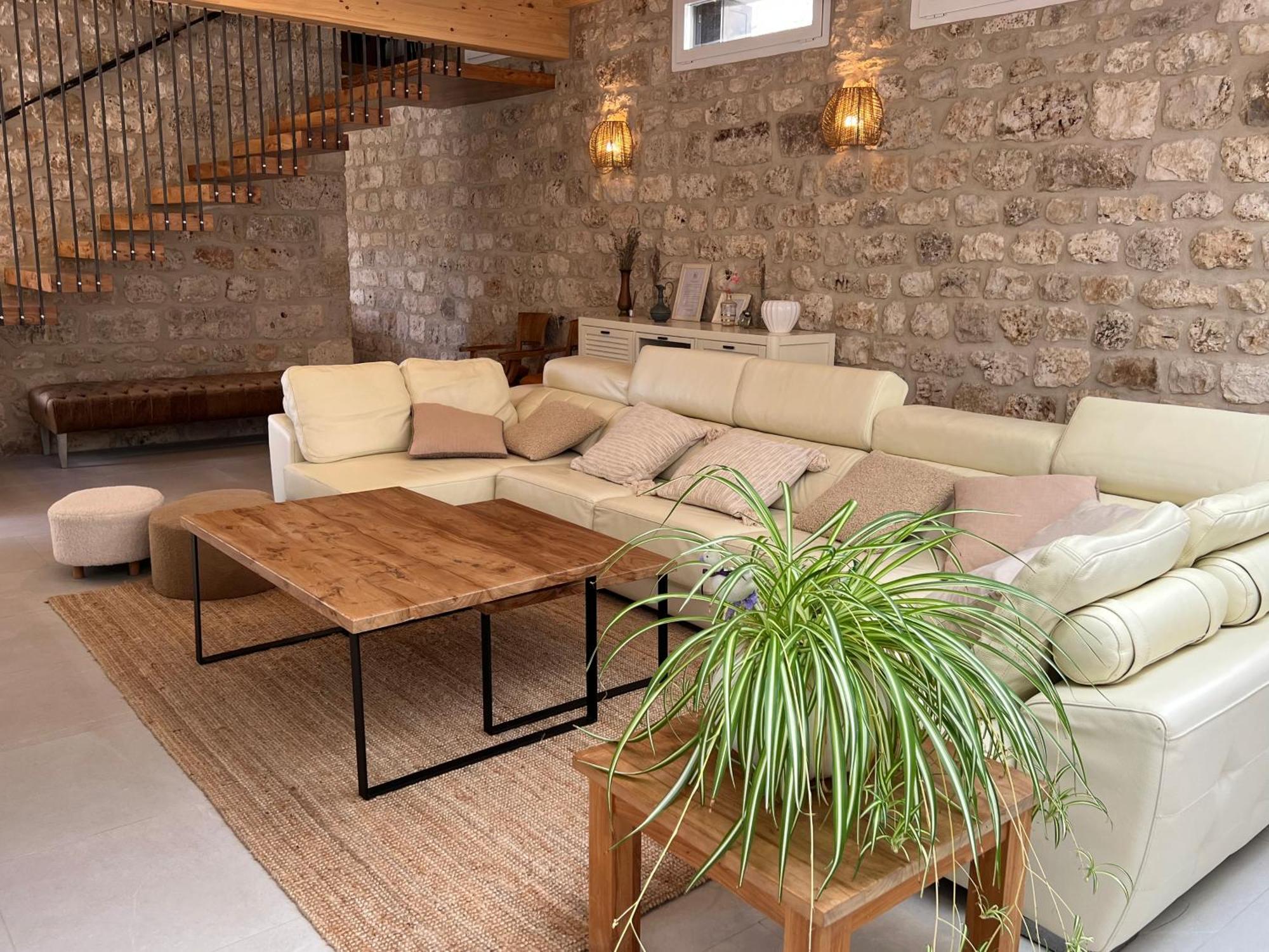 El Pecu Casa Rural Starfamiliar Bustillo Del Paramo Eksteriør billede
